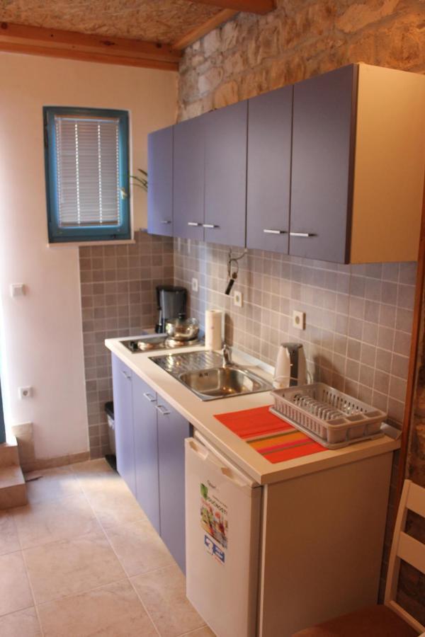 Lira - Studio Apartment トロギール エクステリア 写真