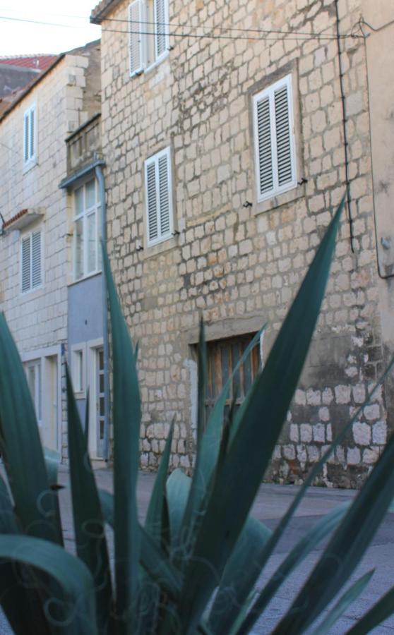 Lira - Studio Apartment トロギール エクステリア 写真